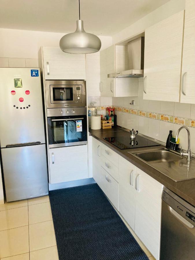 Remote Work Family Holiday Apartment Алькала Экстерьер фото